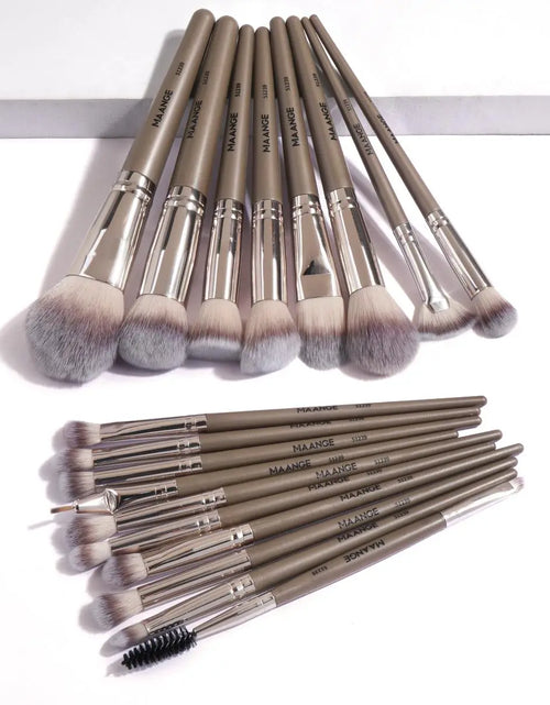 Load image into Gallery viewer, Spring Professional Makeup Brush Set, 18Pcs/Set Soft Bristled Makeup Brushes for Foundation, Powder, Concealer, Eye Shadow, Blush, Lip Balm, Portable Makeup Tools for Home and Travel, Great for Beginners, Brushes for Makeup, Mother&#39;S Day Gift
